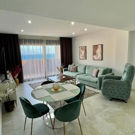 Silvia Luxury Apartamento *